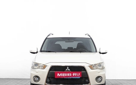 Mitsubishi Outlander III рестайлинг 3, 2011 год, 1 399 000 рублей, 2 фотография
