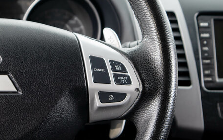 Mitsubishi Outlander III рестайлинг 3, 2011 год, 1 399 000 рублей, 18 фотография
