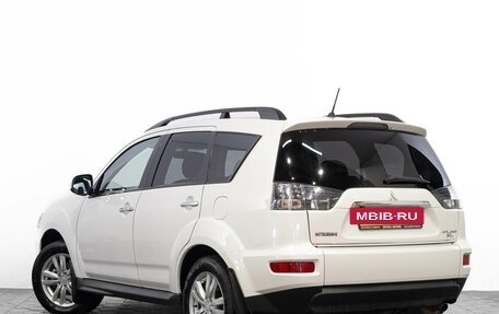 Mitsubishi Outlander III рестайлинг 3, 2011 год, 1 399 000 рублей, 7 фотография