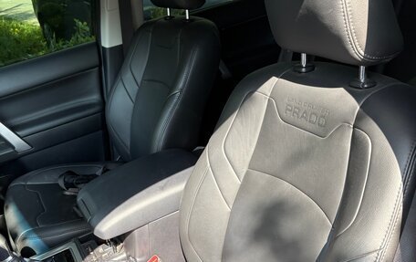 Toyota Land Cruiser Prado 150 рестайлинг 2, 2018 год, 6 950 000 рублей, 11 фотография