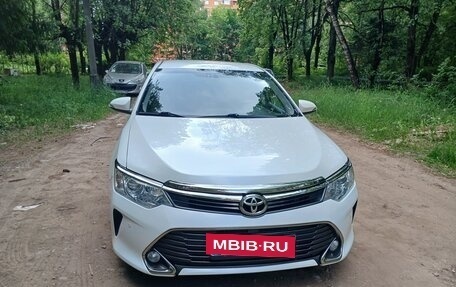 Toyota Camry, 2015 год, 1 660 000 рублей, 2 фотография