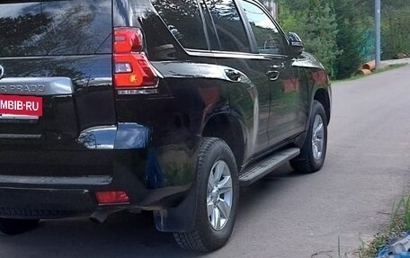 Toyota Land Cruiser Prado 150 рестайлинг 2, 2021 год, 6 300 000 рублей, 9 фотография