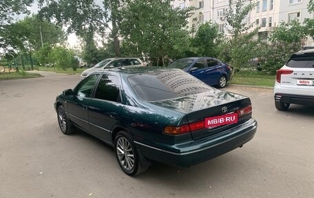 Toyota Camry, 1999 год, 870 000 рублей, 11 фотография