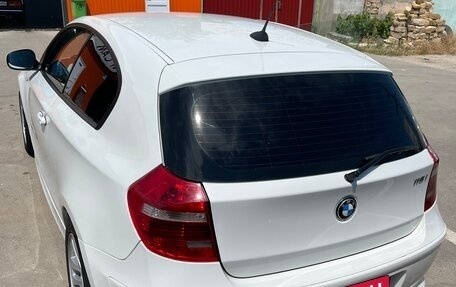 BMW 1 серия, 2011 год, 800 000 рублей, 9 фотография