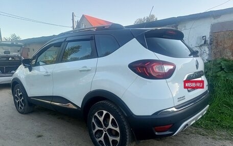 Renault Kaptur I рестайлинг, 2018 год, 1 499 000 рублей, 3 фотография