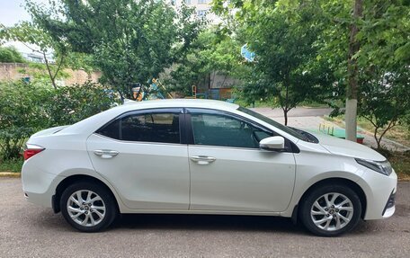 Toyota Corolla, 2017 год, 2 150 000 рублей, 2 фотография