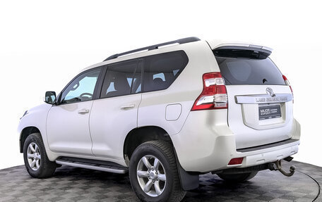 Toyota Land Cruiser Prado 150 рестайлинг 2, 2015 год, 2 900 000 рублей, 7 фотография
