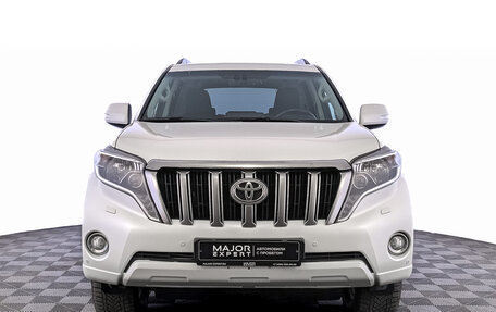 Toyota Land Cruiser Prado 150 рестайлинг 2, 2015 год, 2 900 000 рублей, 2 фотография