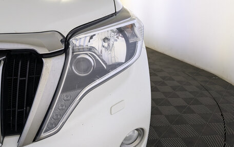 Toyota Land Cruiser Prado 150 рестайлинг 2, 2015 год, 2 900 000 рублей, 11 фотография