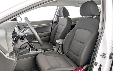 Hyundai Elantra VI рестайлинг, 2019 год, 1 710 000 рублей, 20 фотография