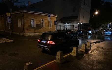 Mercedes-Benz M-Класс, 2012 год, 1 999 999 рублей, 2 фотография