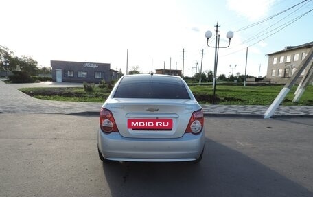 Chevrolet Aveo III, 2012 год, 700 000 рублей, 3 фотография