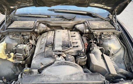 BMW 5 серия, 2001 год, 630 000 рублей, 21 фотография
