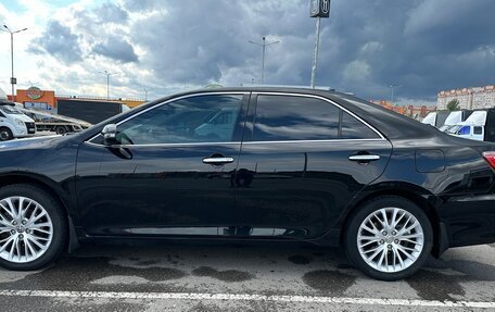 Toyota Camry, 2017 год, 2 700 000 рублей, 2 фотография