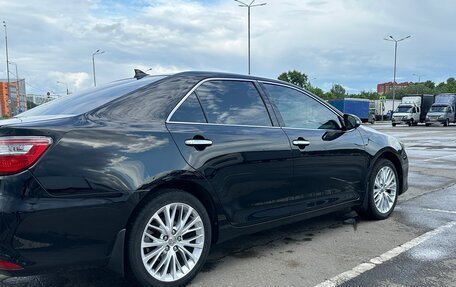 Toyota Camry, 2017 год, 2 700 000 рублей, 5 фотография