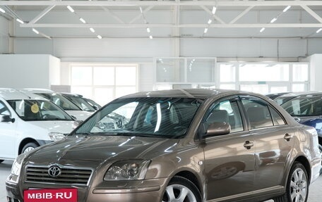 Toyota Avensis III рестайлинг, 2006 год, 1 099 000 рублей, 2 фотография