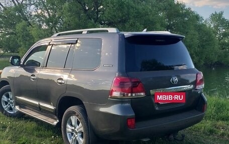 Toyota Land Cruiser 200, 2014 год, 4 000 000 рублей, 7 фотография