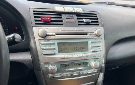 Toyota Camry, 2006 год, 1 040 000 рублей, 10 фотография