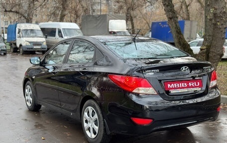 Hyundai Solaris II рестайлинг, 2013 год, 875 000 рублей, 4 фотография