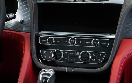 Bentley Bentayga I, 2020 год, 23 350 000 рублей, 12 фотография