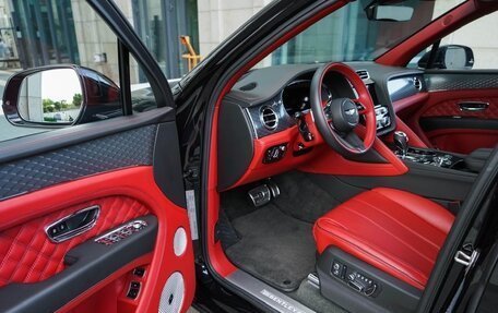 Bentley Bentayga I, 2020 год, 23 350 000 рублей, 9 фотография