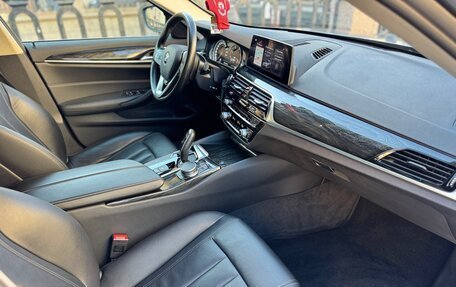 BMW 5 серия, 2018 год, 3 630 000 рублей, 8 фотография