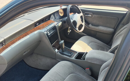 Nissan Laurel VIII, 2001 год, 500 000 рублей, 8 фотография