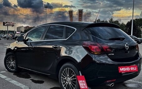 Opel Astra J, 2012 год, 830 000 рублей, 7 фотография