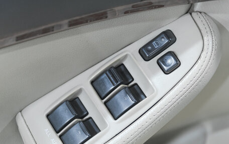 Toyota Avensis III рестайлинг, 2006 год, 999 000 рублей, 18 фотография