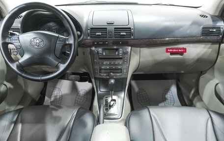 Toyota Avensis III рестайлинг, 2006 год, 999 000 рублей, 11 фотография