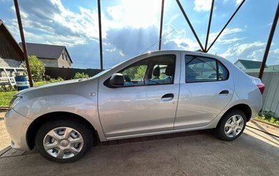 Renault Logan II, 2017 год, 930 000 рублей, 1 фотография