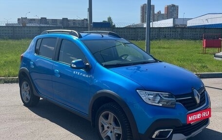 Renault Sandero II рестайлинг, 2018 год, 1 079 000 рублей, 3 фотография