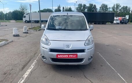 Peugeot Partner II рестайлинг 2, 2012 год, 600 000 рублей, 1 фотография