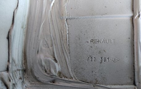 Renault Logan II, 2017 год, 930 000 рублей, 16 фотография