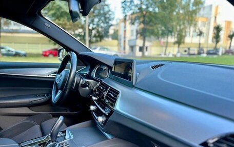 BMW 5 серия, 2019 год, 3 900 000 рублей, 10 фотография