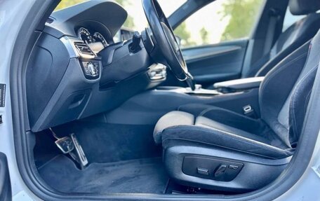 BMW 5 серия, 2019 год, 3 900 000 рублей, 17 фотография