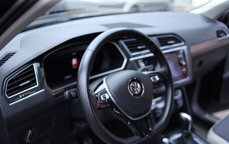Volkswagen Tiguan II, 2018 год, 3 150 000 рублей, 5 фотография