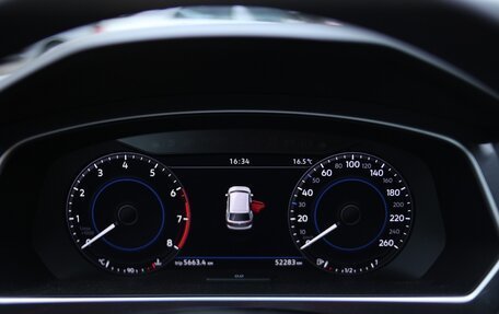 Volkswagen Tiguan II, 2018 год, 3 150 000 рублей, 3 фотография