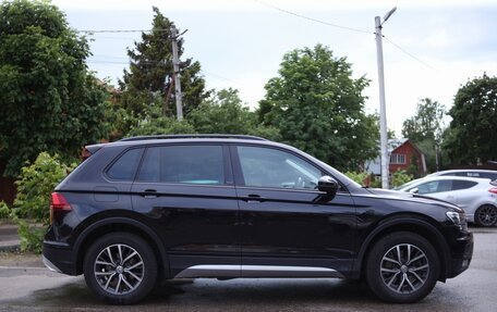 Volkswagen Tiguan II, 2018 год, 3 150 000 рублей, 20 фотография