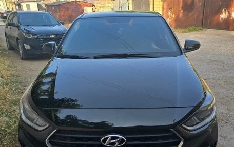 Hyundai Solaris II рестайлинг, 2018 год, 1 380 000 рублей, 10 фотография