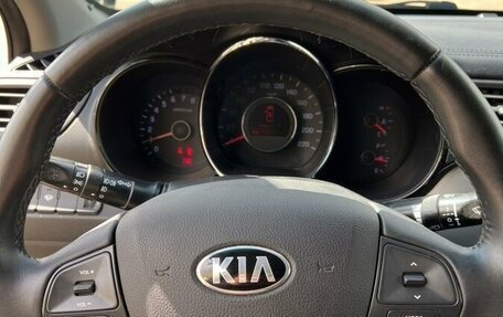 KIA Rio III рестайлинг, 2013 год, 950 000 рублей, 6 фотография