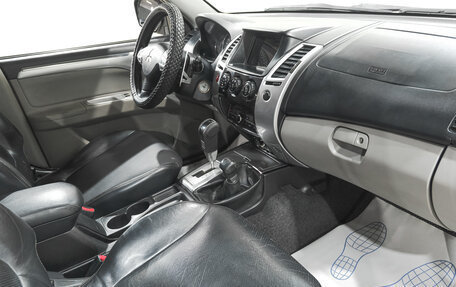 Mitsubishi Pajero Sport II рестайлинг, 2010 год, 1 699 000 рублей, 9 фотография