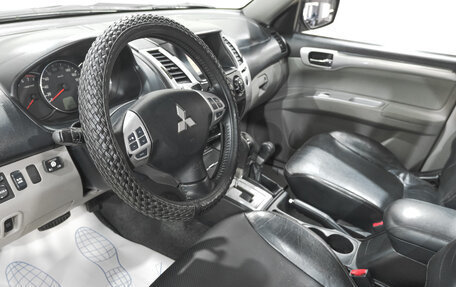 Mitsubishi Pajero Sport II рестайлинг, 2010 год, 1 699 000 рублей, 8 фотография
