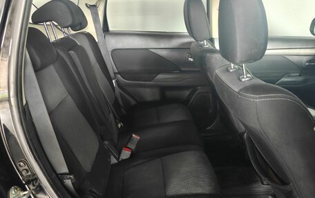 Mitsubishi Outlander III рестайлинг 3, 2018 год, 1 485 000 рублей, 10 фотография