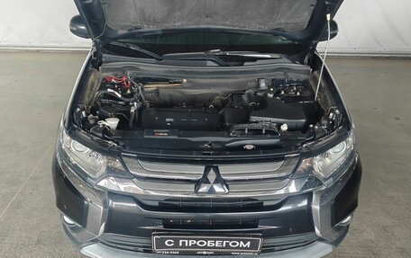 Mitsubishi Outlander III рестайлинг 3, 2018 год, 1 485 000 рублей, 16 фотография
