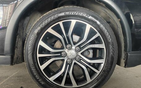 Mitsubishi Outlander III рестайлинг 3, 2018 год, 1 485 000 рублей, 17 фотография
