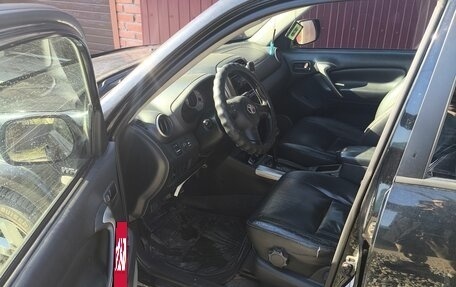 Toyota RAV4, 2004 год, 940 000 рублей, 2 фотография