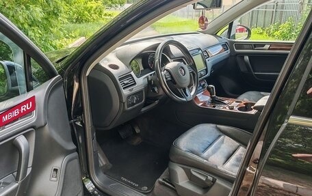Volkswagen Touareg III, 2011 год, 1 800 000 рублей, 12 фотография