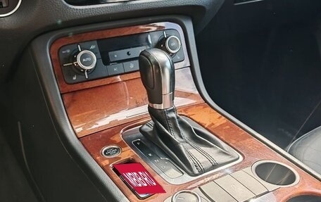 Volkswagen Touareg III, 2011 год, 1 800 000 рублей, 23 фотография