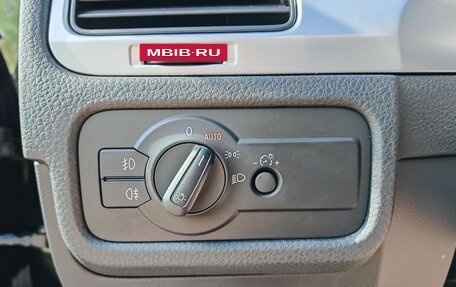 Volkswagen Touareg III, 2011 год, 1 800 000 рублей, 16 фотография